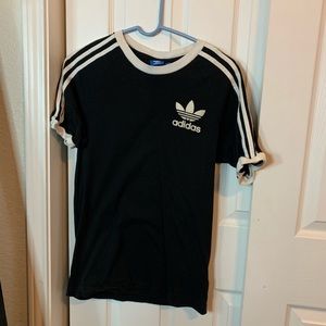 Adidas t shirt